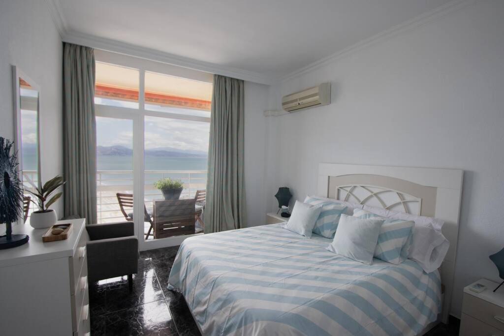 Love Rent4 Malaga La Torre De La Roca Torremolinos Buitenkant foto